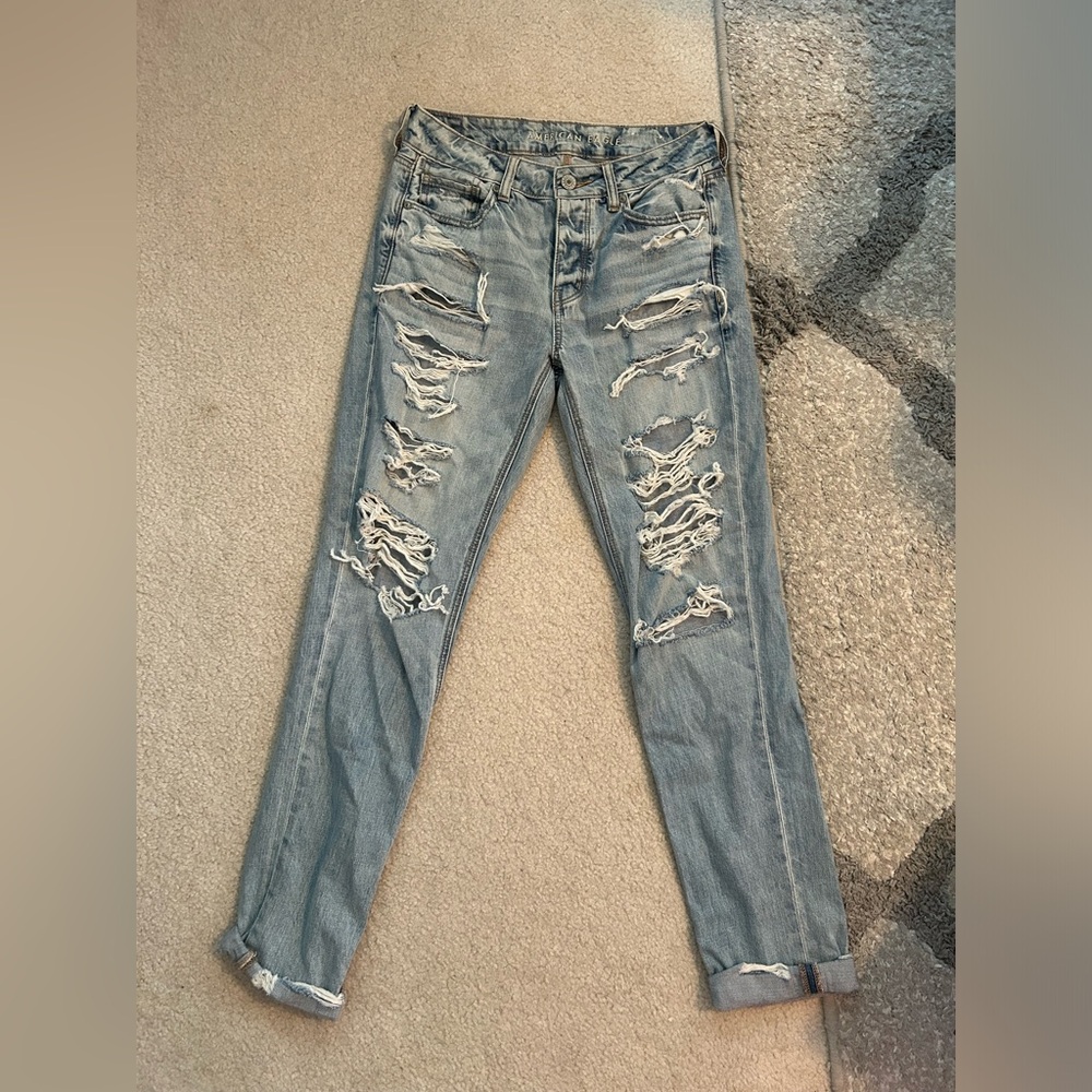 AE tomgirl jeans